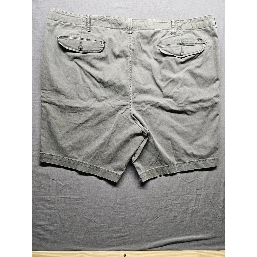 American Eagle Next Level Flex Shorts Mens 48 Olive Green Khaki Chino Flat Front